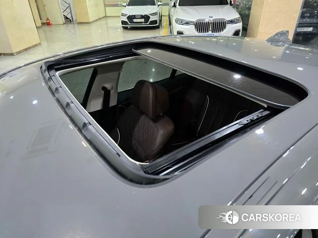 BMW 5 Series (G30) id 3889334 из Кореи 8