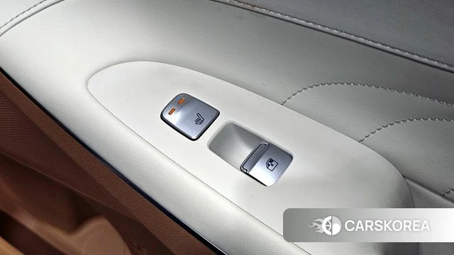 Hyundai The New Grandeur IG Hybrid id 4282446 из Кореи 8