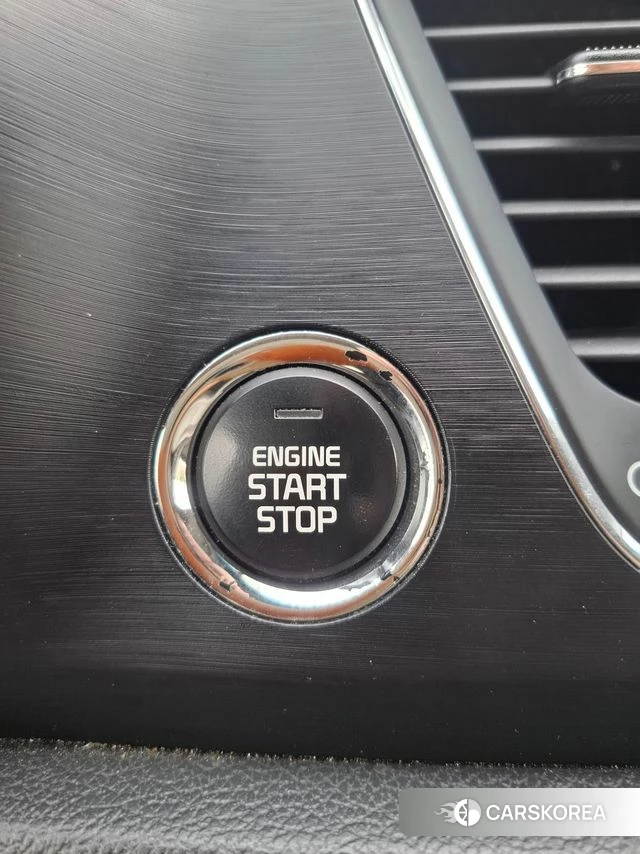 Kia The New Carnival id 4490698 из Кореи 8