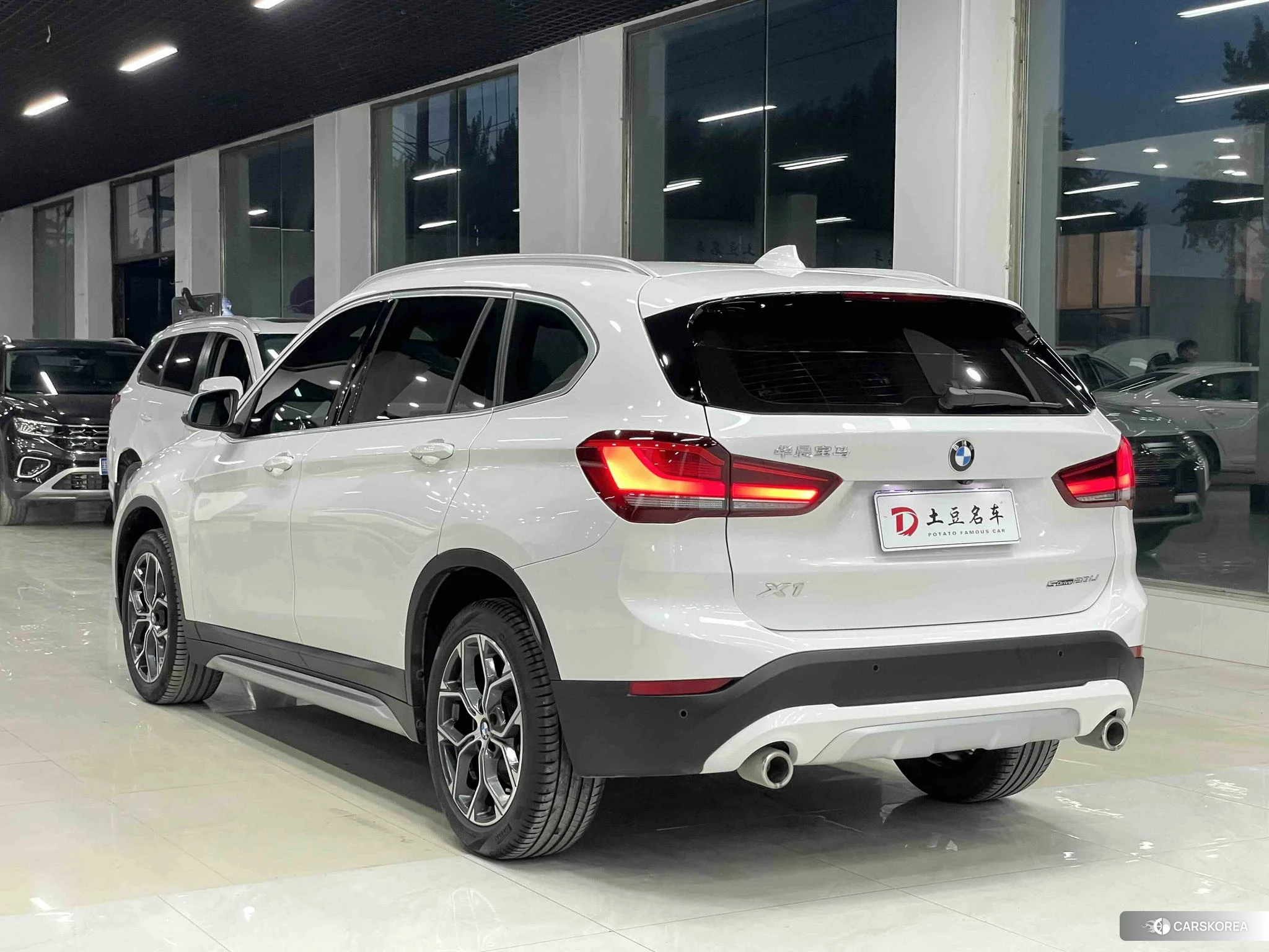 BMW X1 id 4413270 из Китая 8