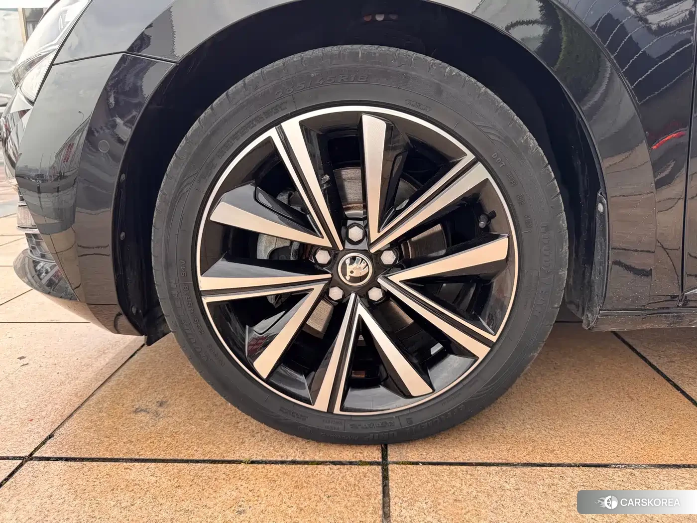 Skoda Superb id 4679710 из Китая 8