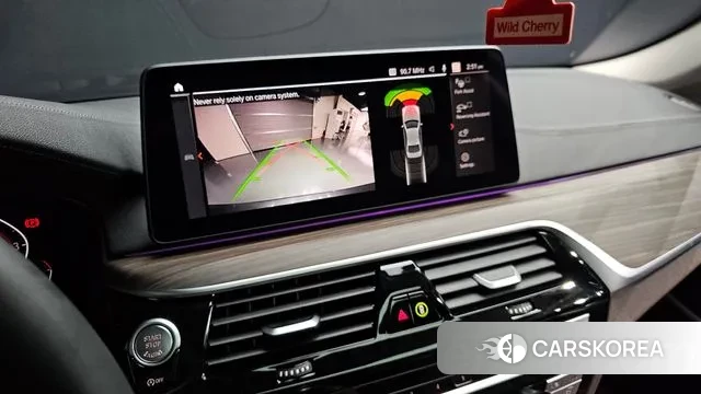 BMW 5 Series (G30) id 2984549 из Кореи 8