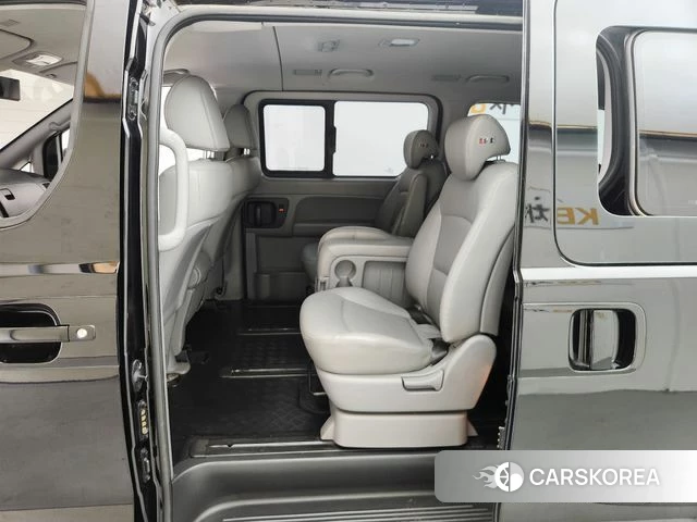 Hyundai The New Grand Starex id 4465706 из Кореи 8
