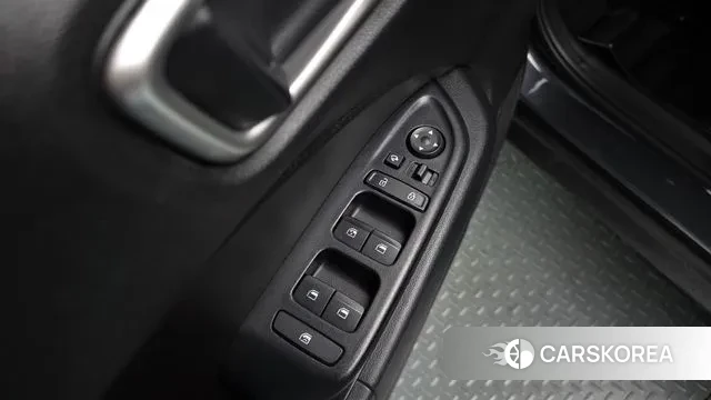 Hyundai Venue id 3557512 из Кореи 8