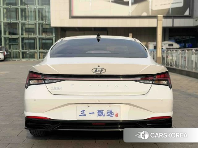 Hyundai Elantra id 4291393 из Китая 8