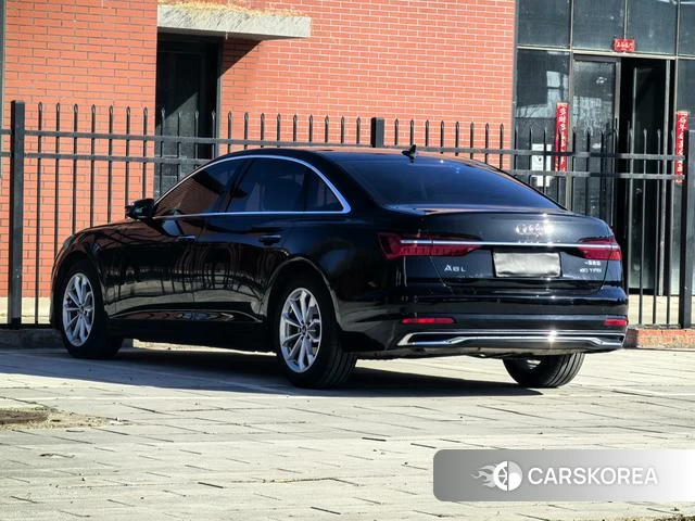 Audi A6L id 4275773 из Китая 8