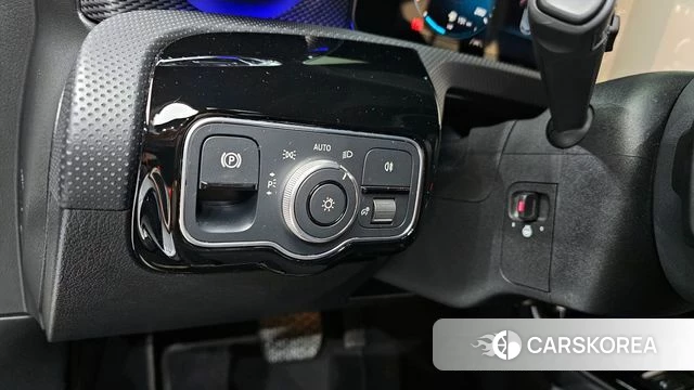 Mercedes-Benz A-Class W177 id 3818332 из Кореи 8