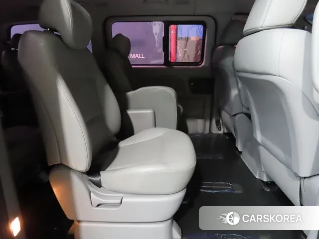 Hyundai The New Grand Starex id 3009134 из Кореи 8