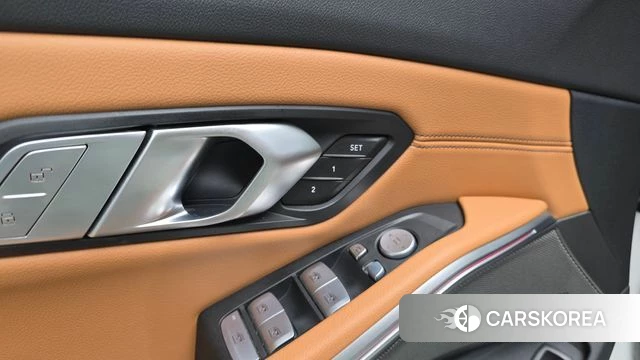 BMW 3 Series (G20) id 3897043 из Кореи 8