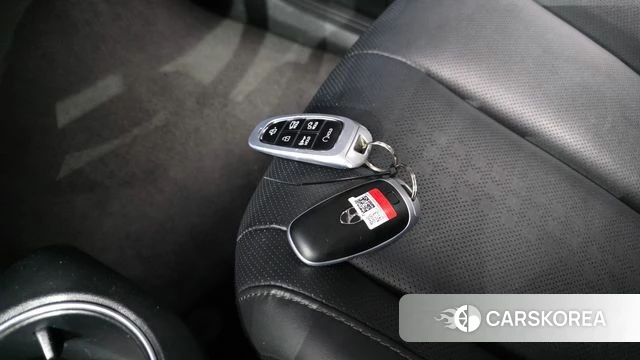 Hyundai Ionic 5 id 4929724 из Кореи 8
