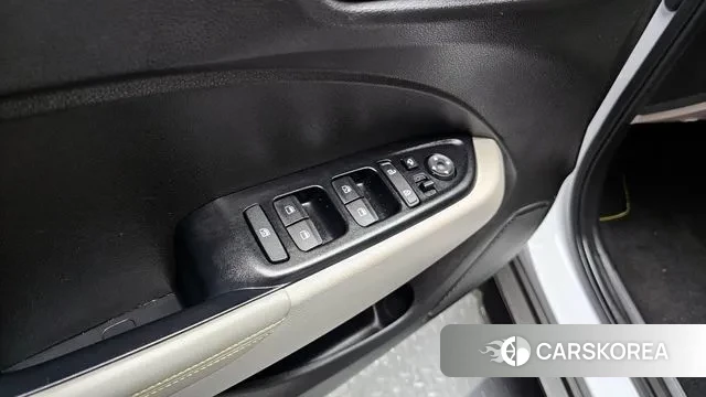 Hyundai Venue id 3636281 из Кореи 8