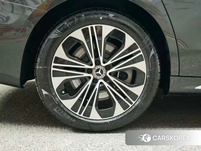 Mercedes-Benz E-class PHEV id 3908579 из Китая 8