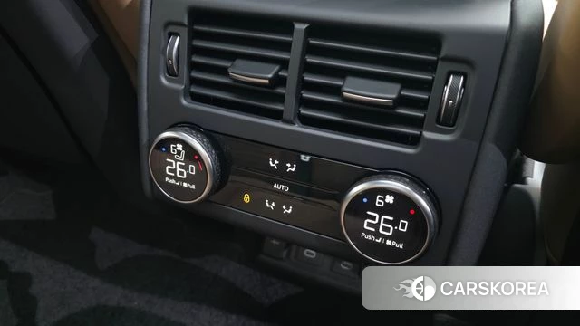 Land Rover Discovery 5 id 3841296 из Кореи 8
