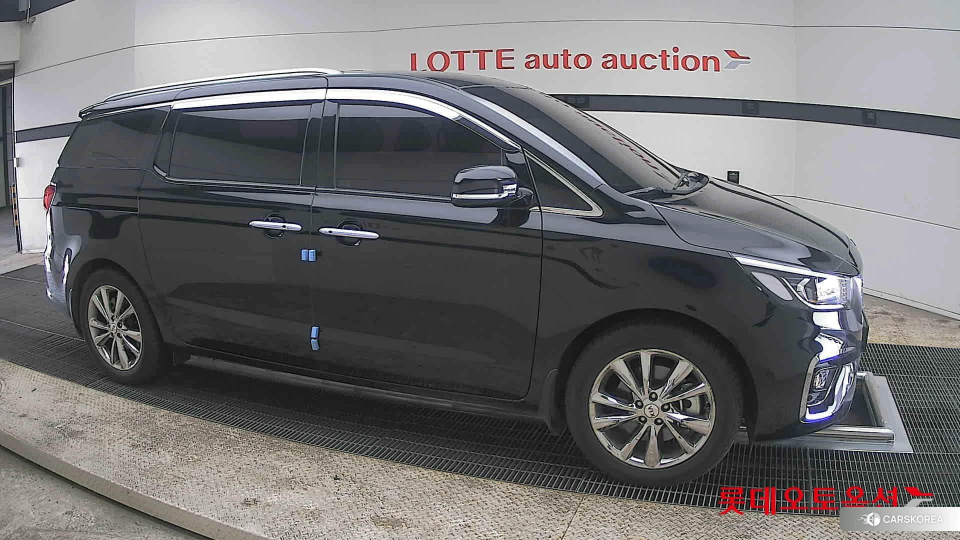 Kia Carnival id 3882130 из Кореи 8