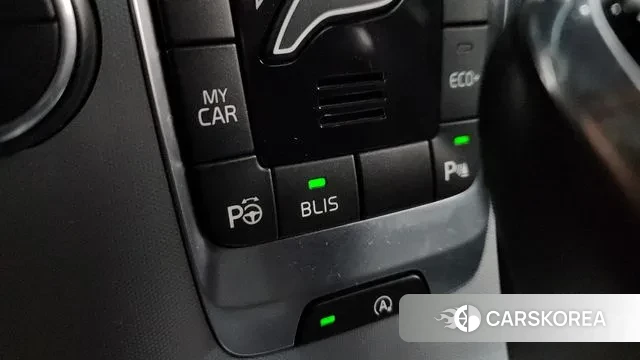 Volvo V40 Cross-Country id 3742811 из Кореи 8