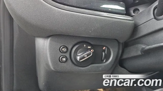 Mini Cooper Clubman id 2892165 из Кореи 8