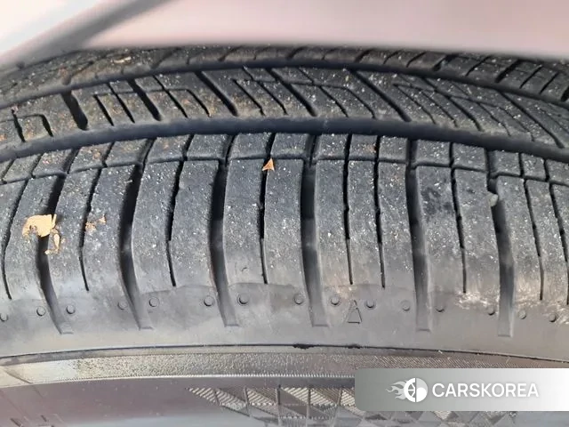 Hyundai Ionic 5 id 3421637 из Кореи 8