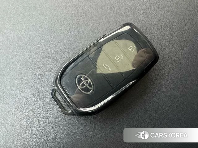 Toyota Camry id 4258253 из Китая 8