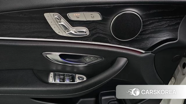 Mercedes-Benz E-Class W213 id 4658292 из Кореи 8