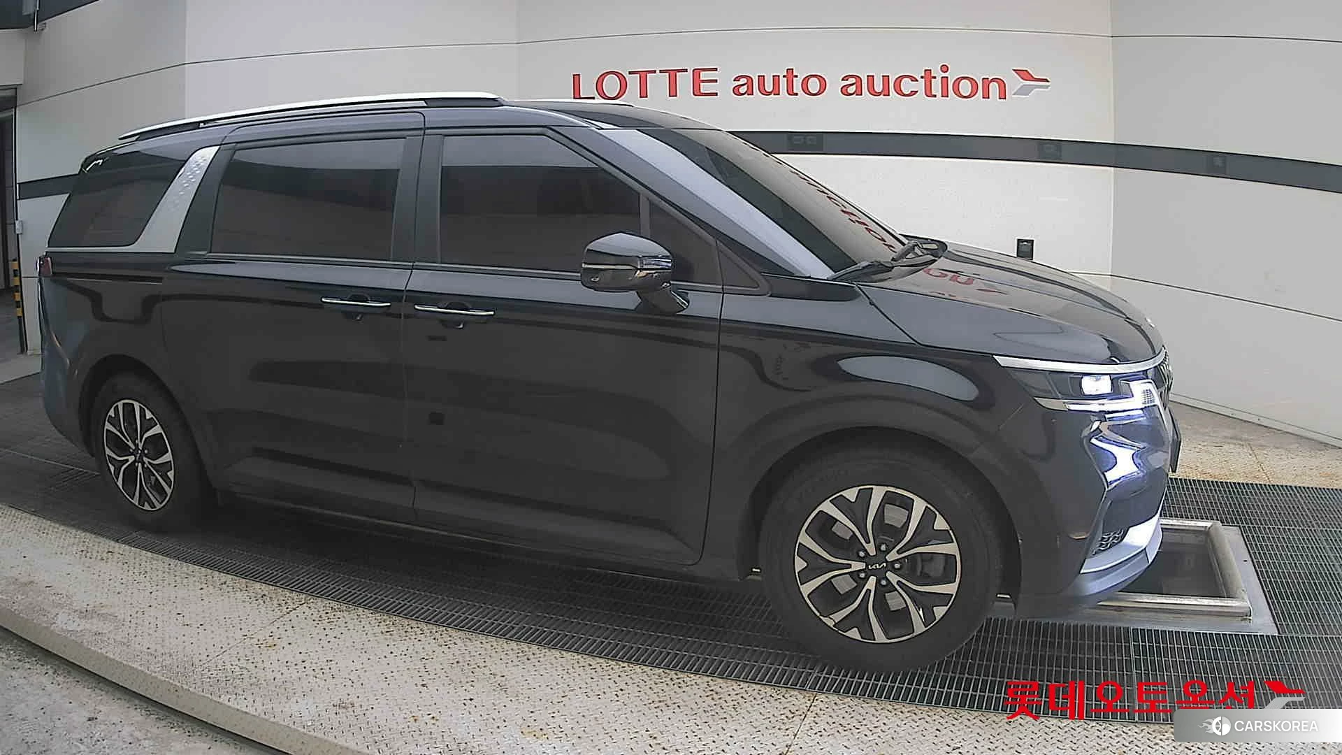 Kia Carnival id 4674179 из Кореи 8