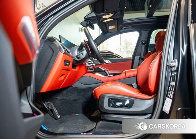 BMW X5 M id 4261622 из Китая 8
