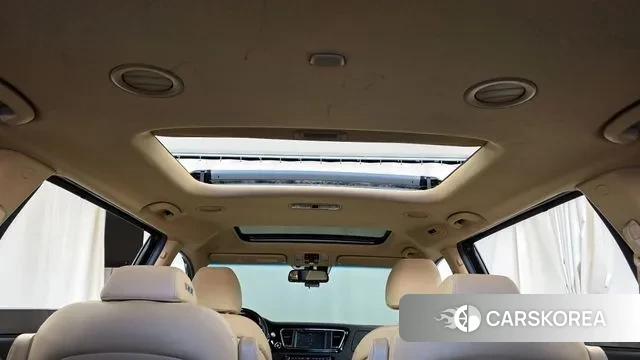 Kia All New Carnival id 3754756 из Кореи 8