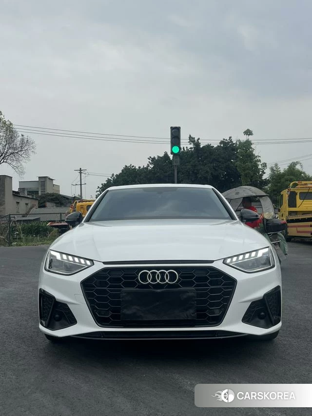Audi A4L id 4314469 из Китая 8