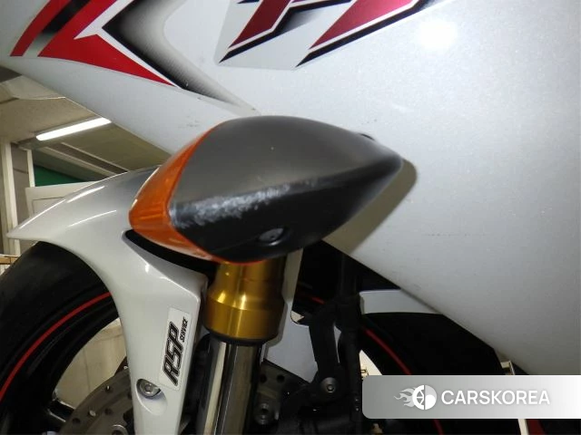 Проданный Yamaha YZF-R1 id 4006236 из Японии, фото 8
