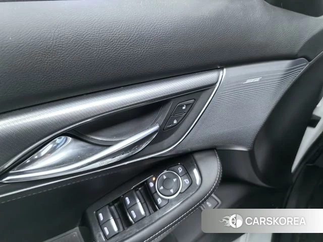 Cadillac CT5 id 4238137 из Китая 8