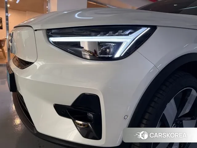 Volvo XC40 Richards id 3560187 из Кореи 8