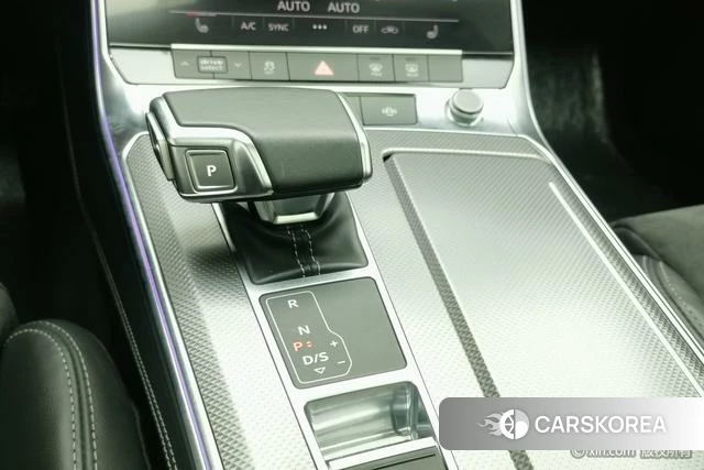 Audi A6L id 4210634 из Китая 8