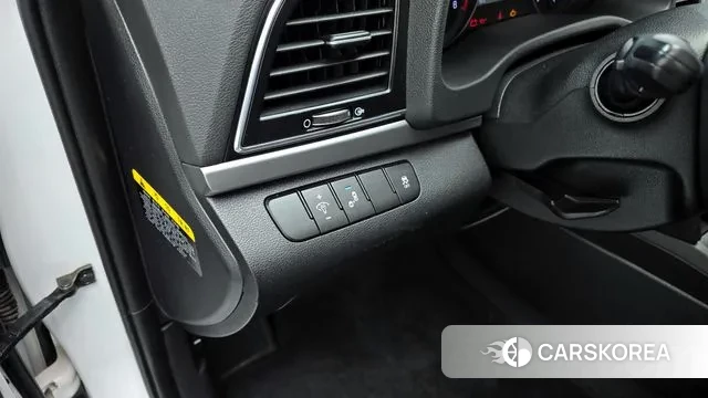 Hyundai Avante AD id 2520982 из Кореи 8