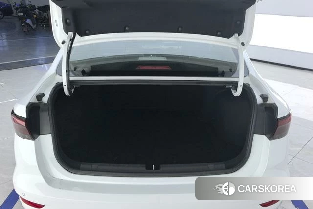 Geely Automobile Emgrand id 4212289 из Китая 8