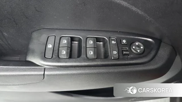 Hyundai Venue id 3778578 из Кореи 8