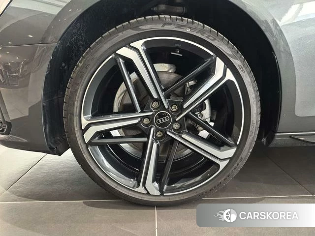 Audi A4L id 4254691 из Китая 8