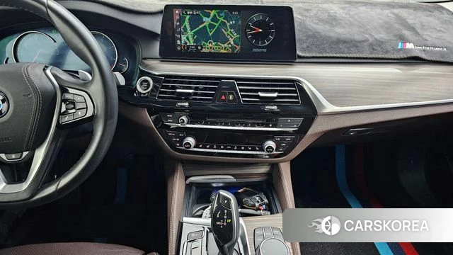 BMW 5 Series (G30) id 4536687 из Кореи 8