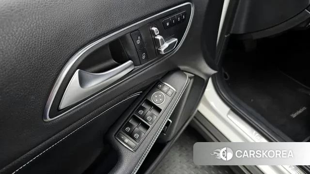 Mercedes-Benz GLA-Class X156 id 3368486 из Кореи 8