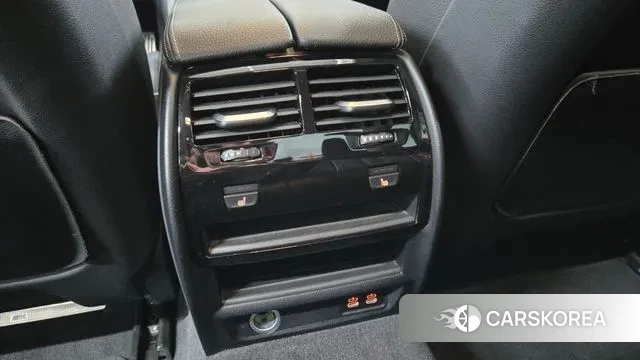 BMW 5 Series (G30) id 3610722 из Кореи 8