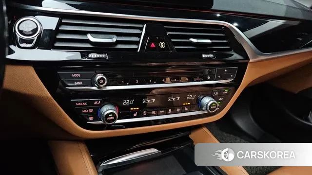 BMW 5 Series (G30) id 3500047 из Кореи 8