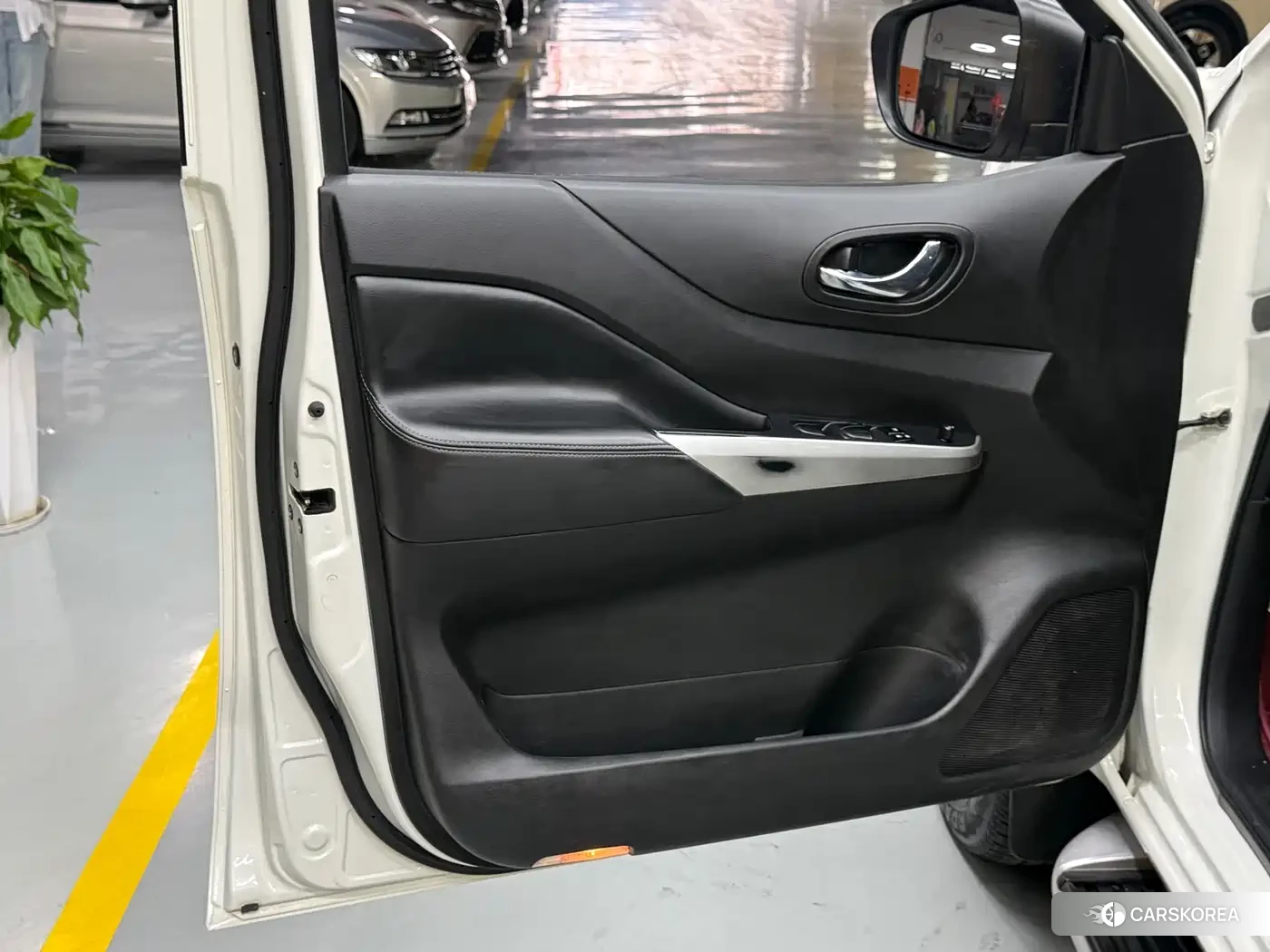 Nissan Tuda id 4515556 из Китая 8