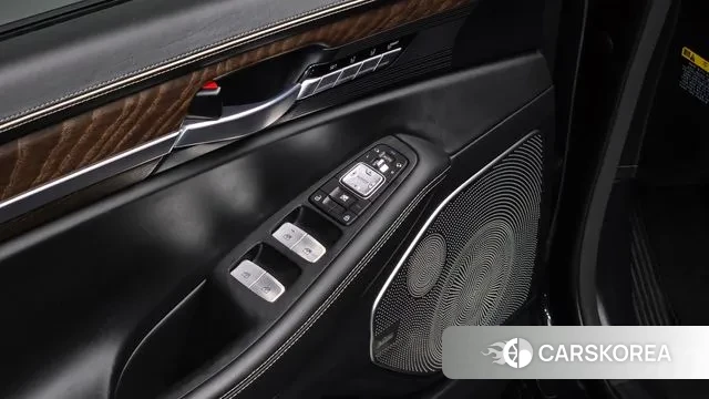 Genesis G90 id 3778629 из Кореи 8