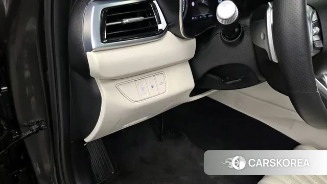 Genesis The New G70 id 3477714 из Кореи 8