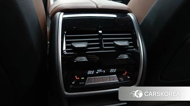 BMW X6 (G06) id 3898799 из Кореи 8