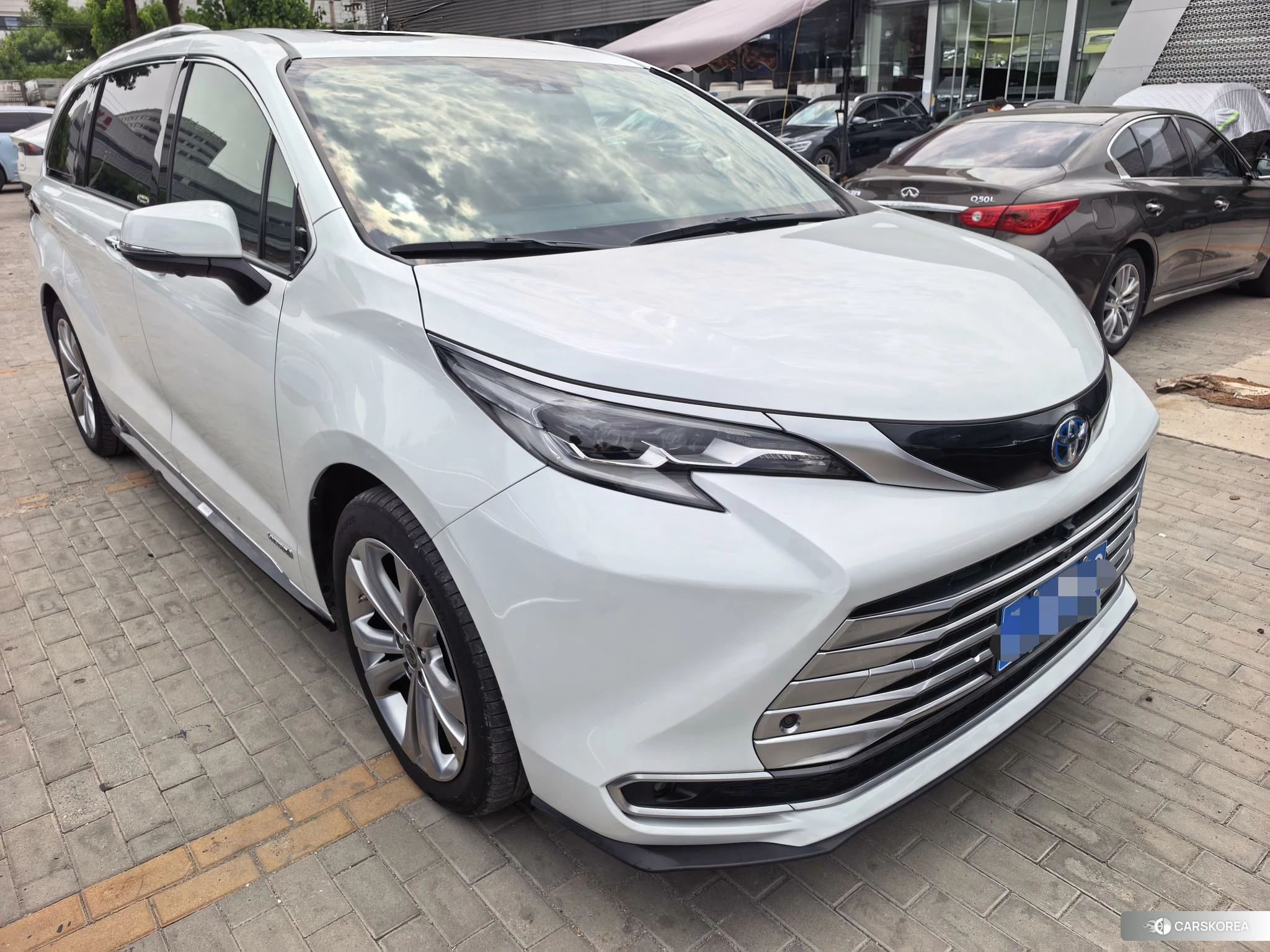 Toyota Saina id 4492740 из Китая 8