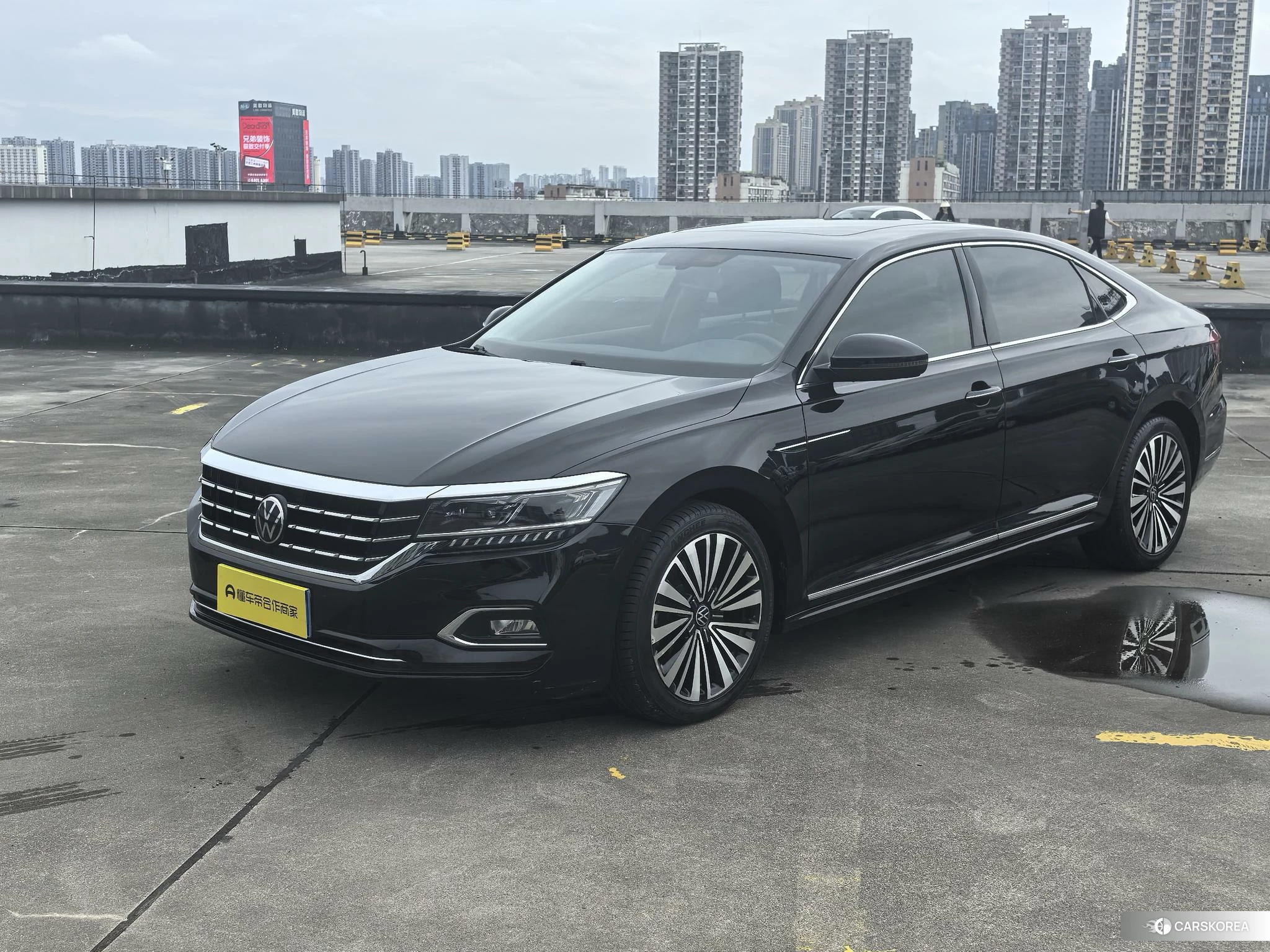 Volkswagen Passat id 4419075 из Китая 8