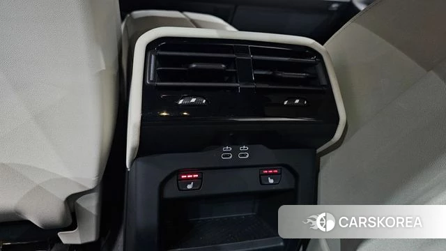 BMW 5 Series (G60) id 3817547 из Кореи 8