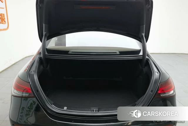 Mercedes-Benz E-class id 4272454 из Китая 8