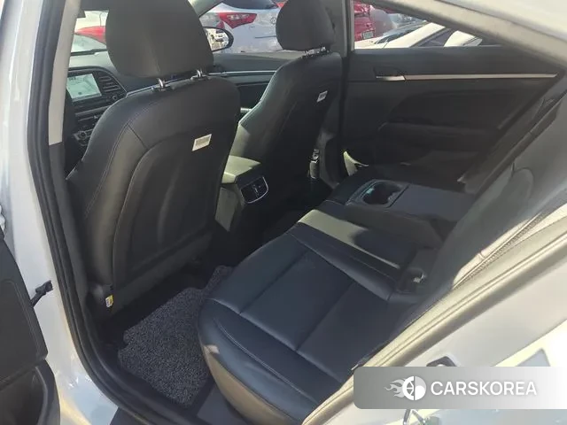 Hyundai The New Avante AD id 3502137 из Кореи 8