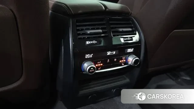 BMW 5 Series (G30) id 3368719 из Кореи 8