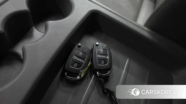Hyundai The New Grand Starex id 4944419 из Кореи 8